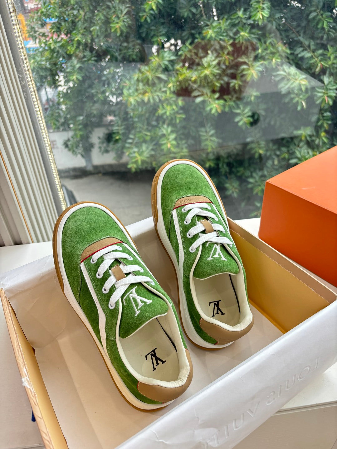 Louis Vuitton Sneaker