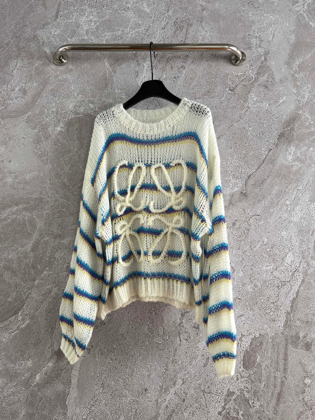 Loewe Kazak