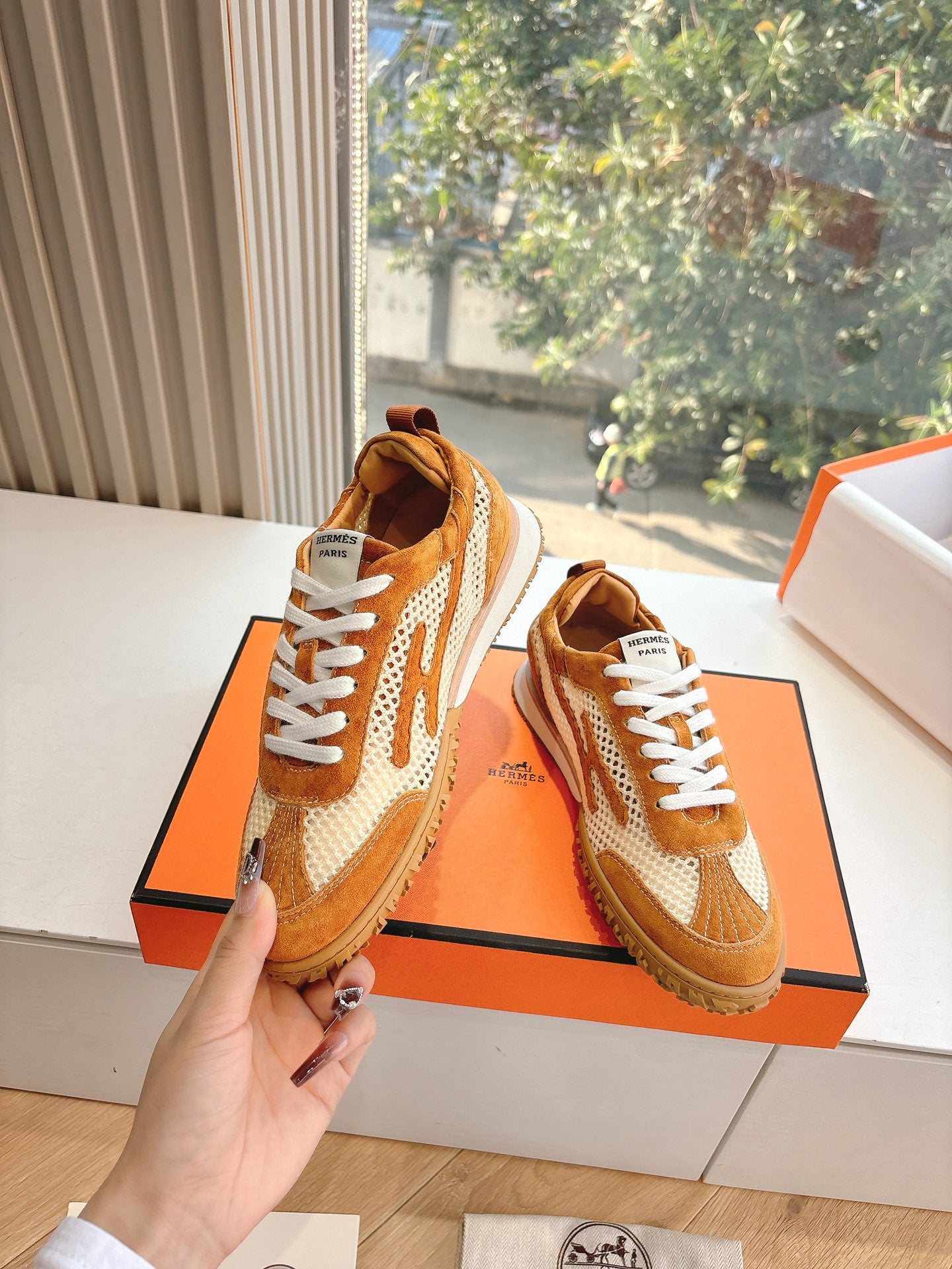 Hermes Sneaker