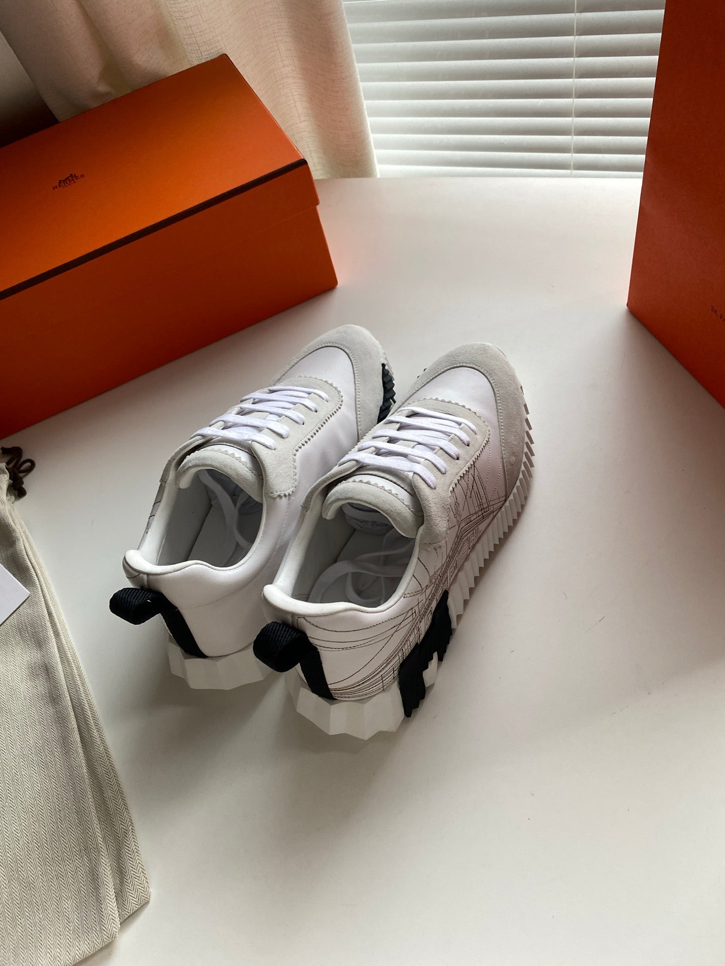 Hermes sneaker