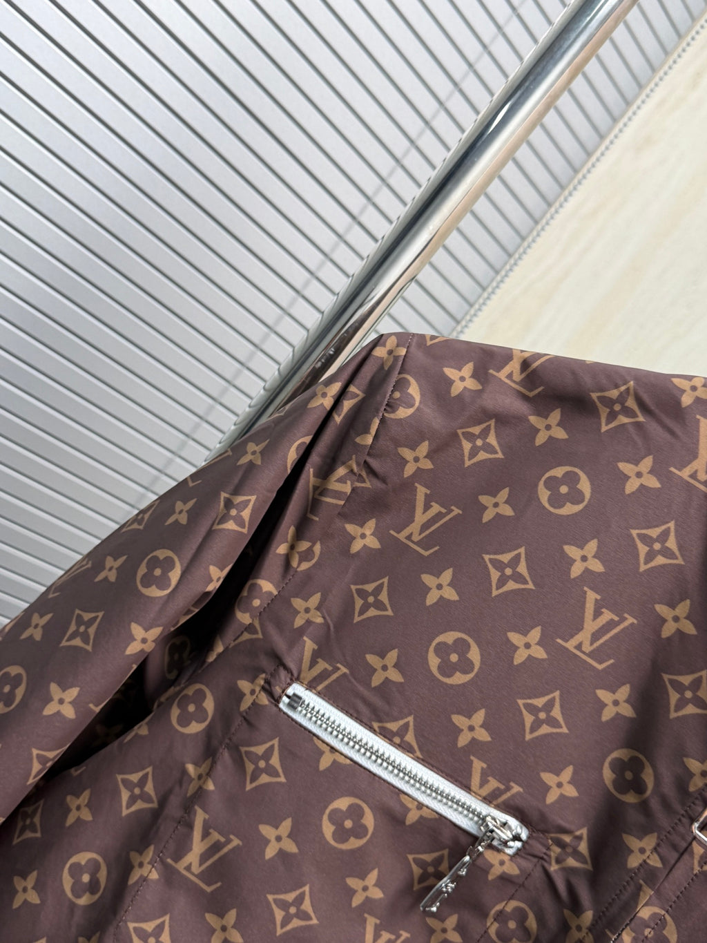 Louis Vuitton İnce Mont