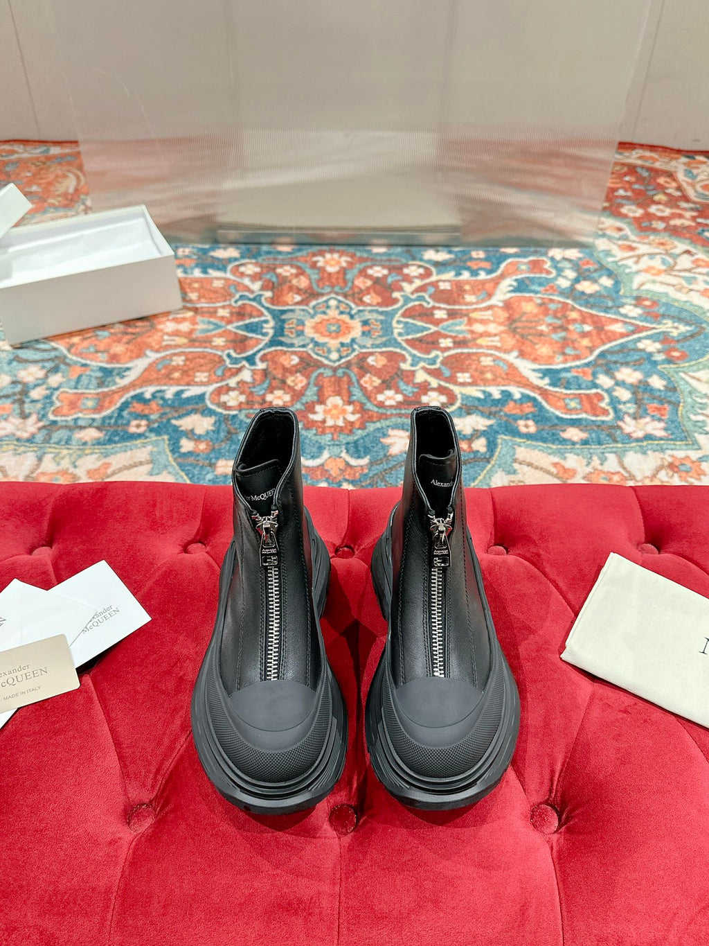 Alexander McQueen Bot