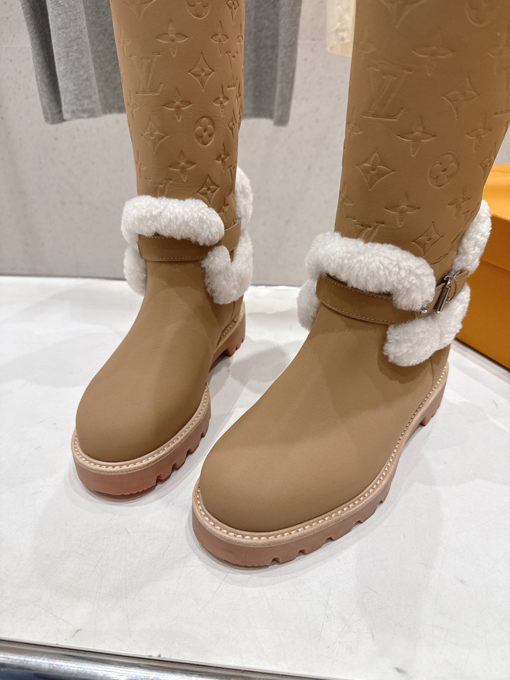 Louis Vuitton Çizme