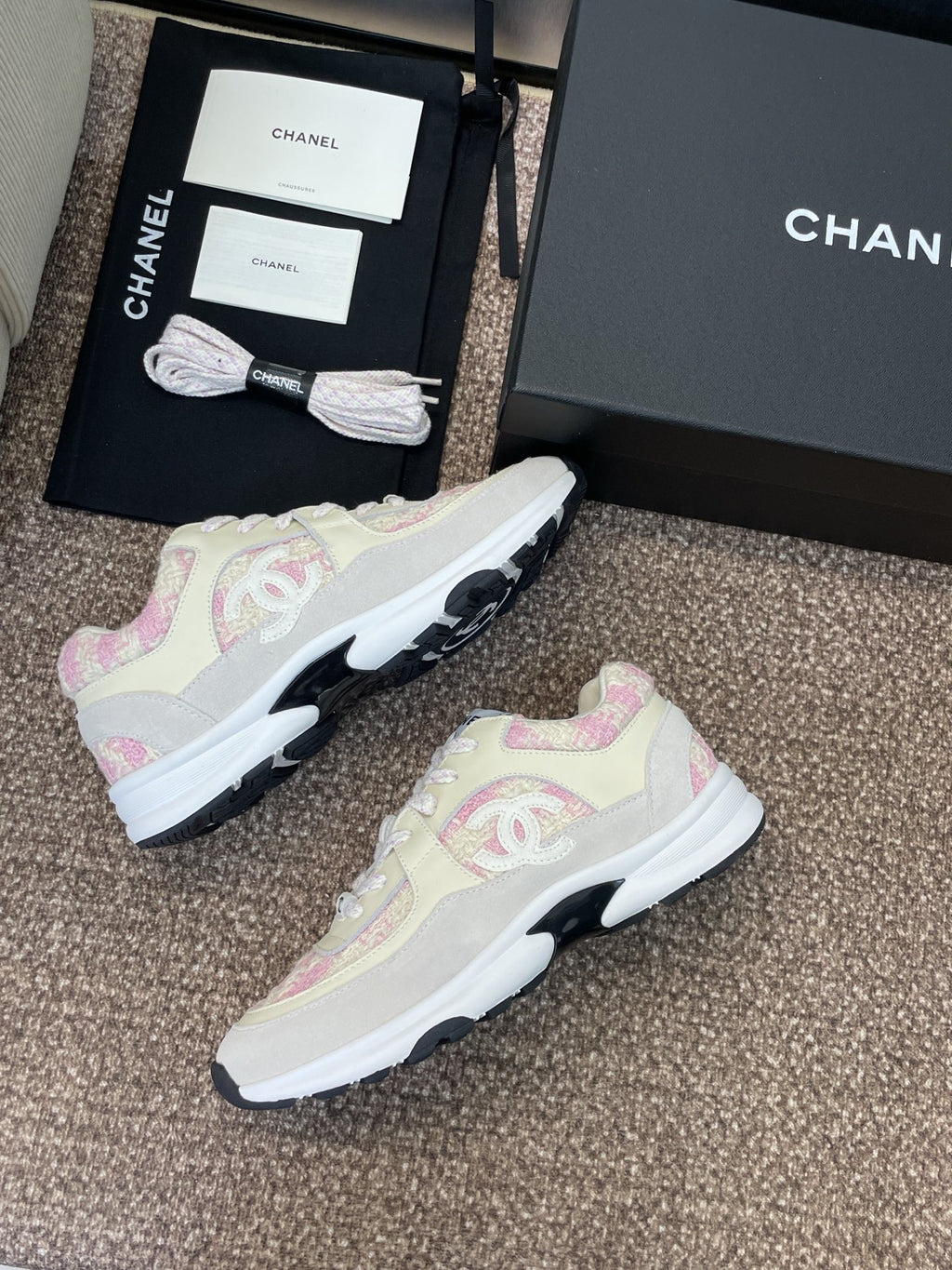 Chanel Sneaker