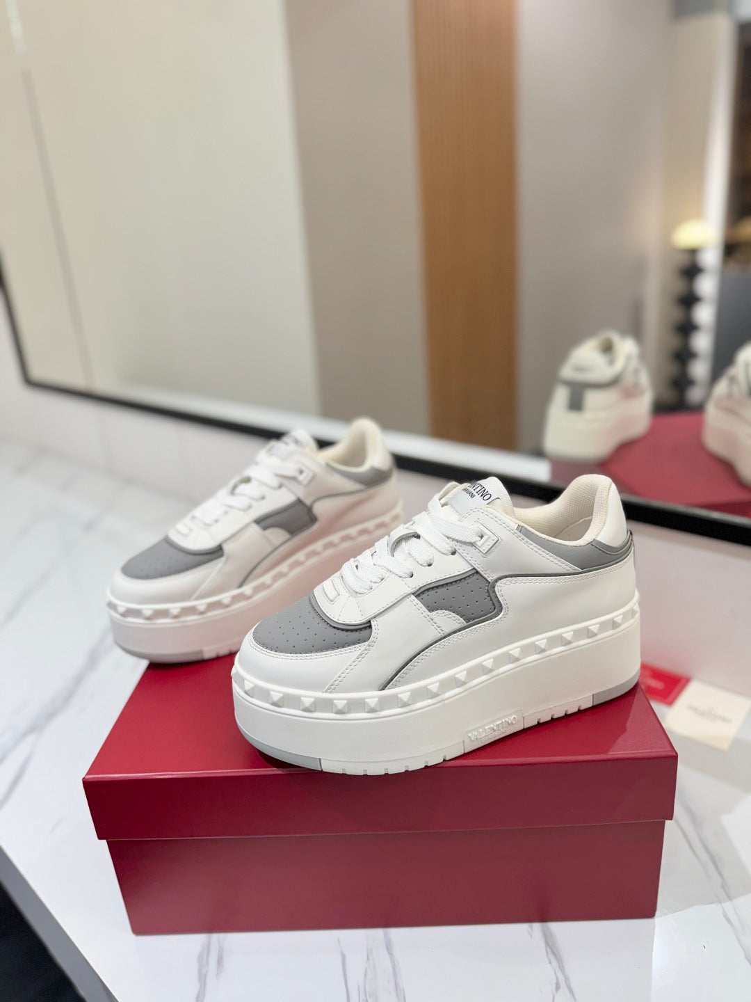 Valentino Sneaker