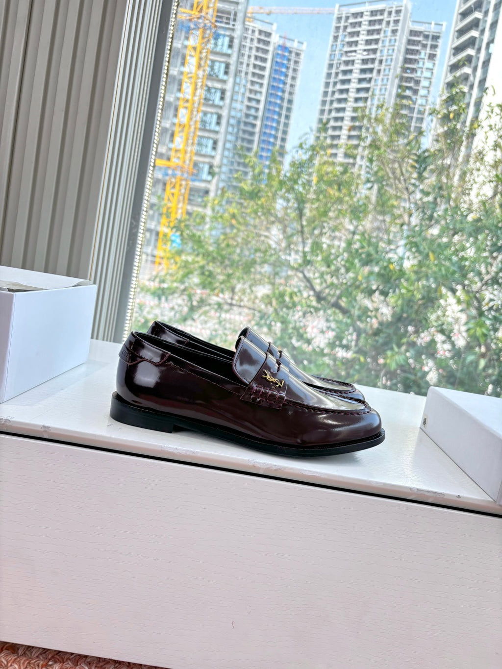 Yves Saint Laurent Loafer
