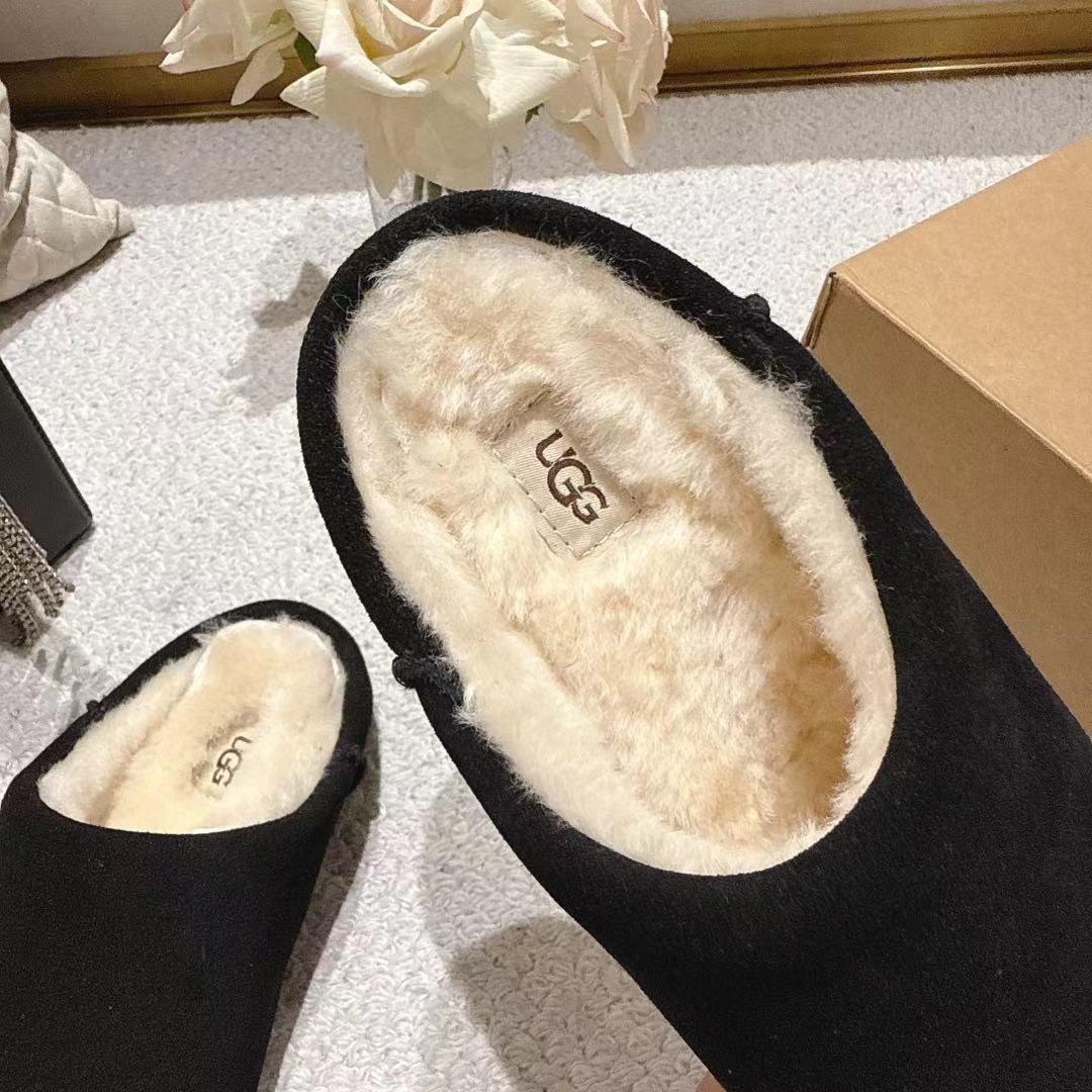 Ugg Slipper