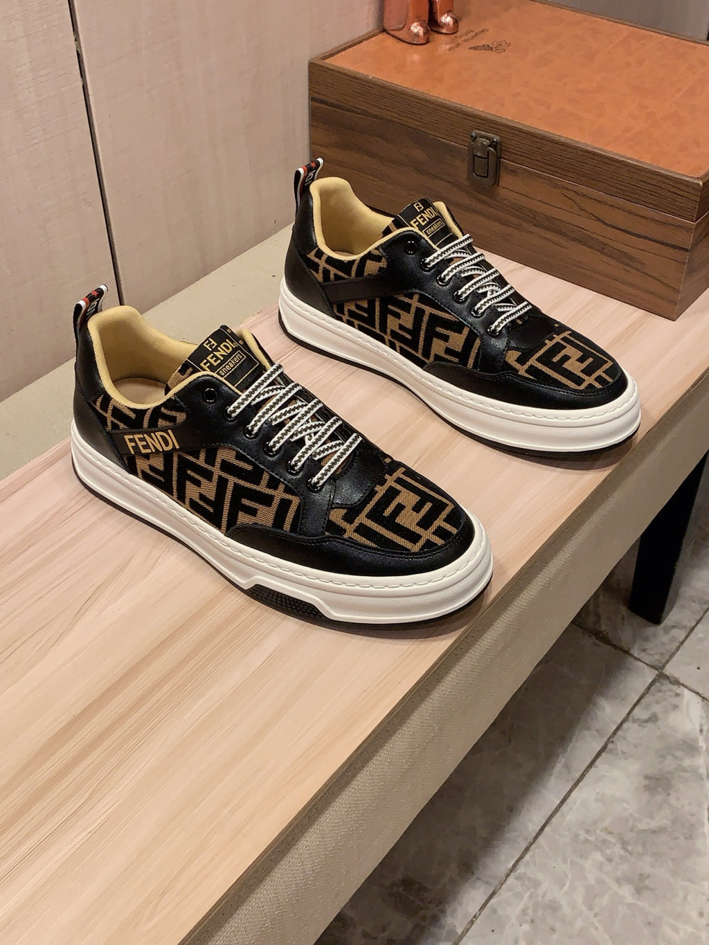 Fendi Sneaker