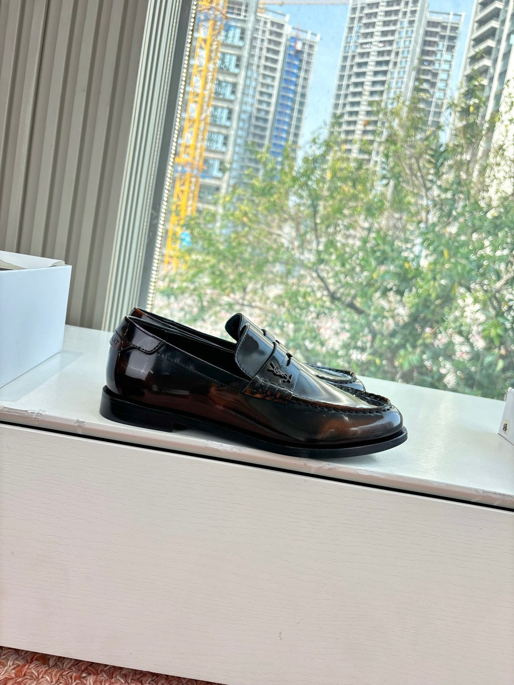 Yves Saint Laurent Loafer