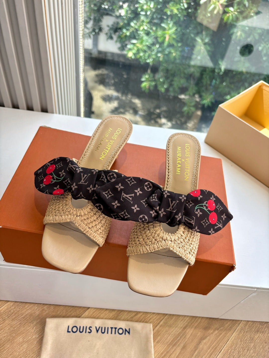 Louis Vuitton Topuklu