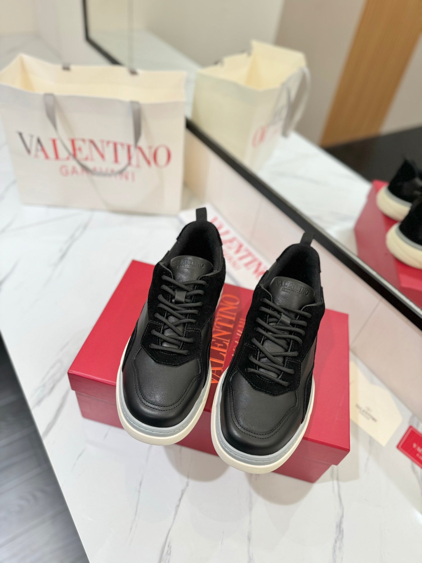 Valentino Sneaker