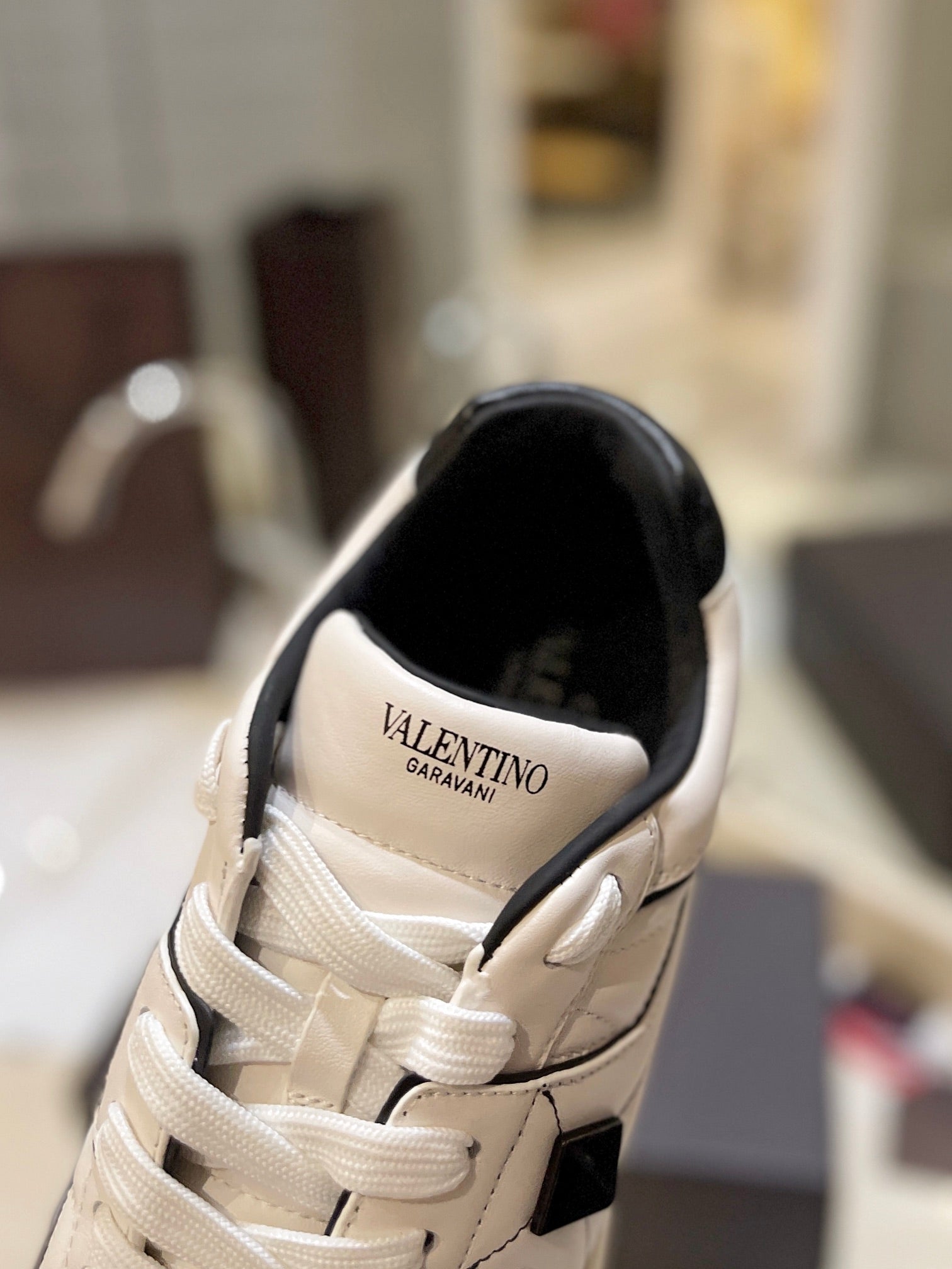 Valentino Sneaker