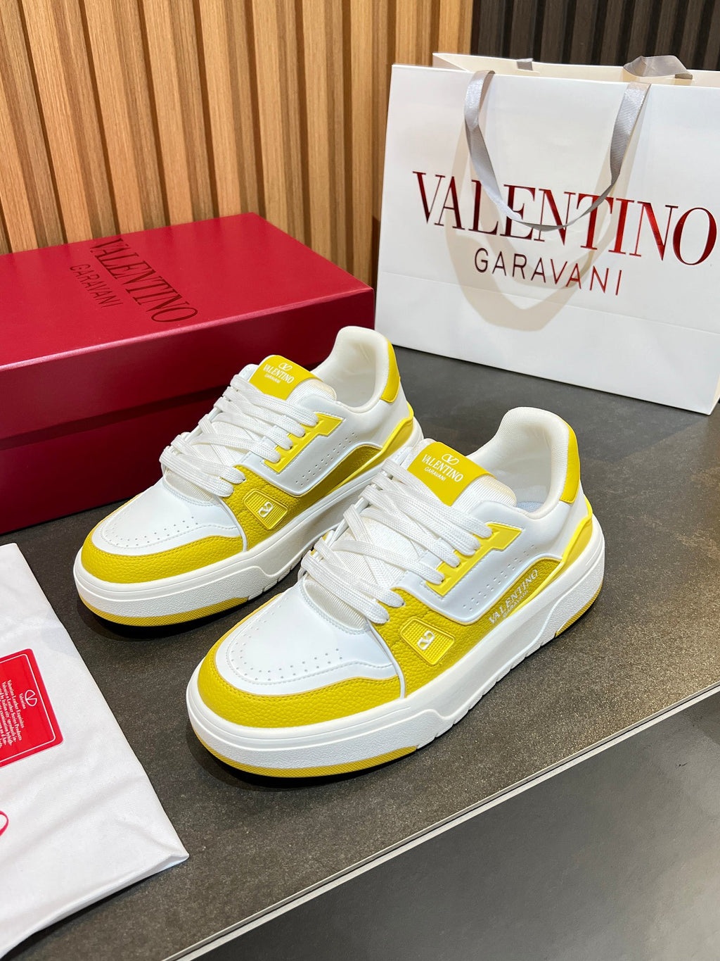 Valentino Sneaker