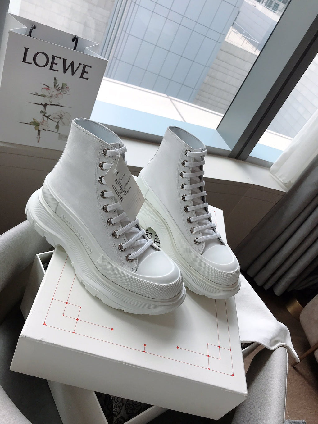 Alexander McQueen Bot