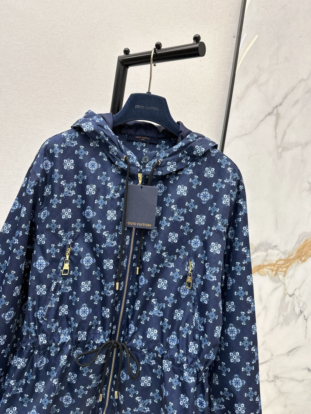 Louis Vuitton Yağmurluk