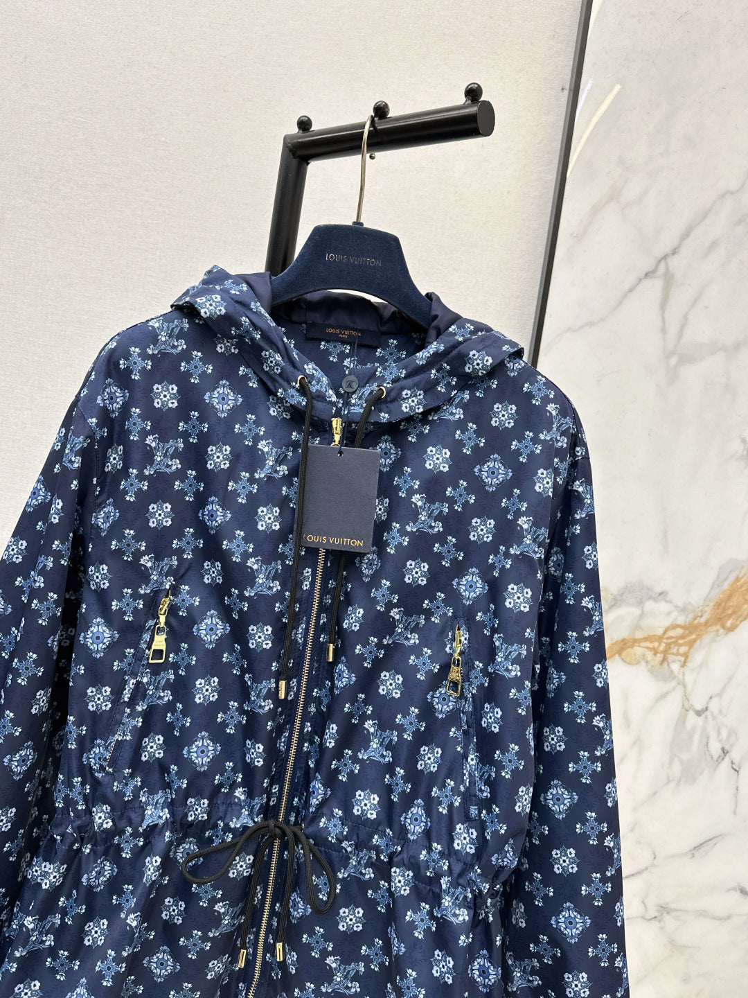 Louis Vuitton Yağmurluk