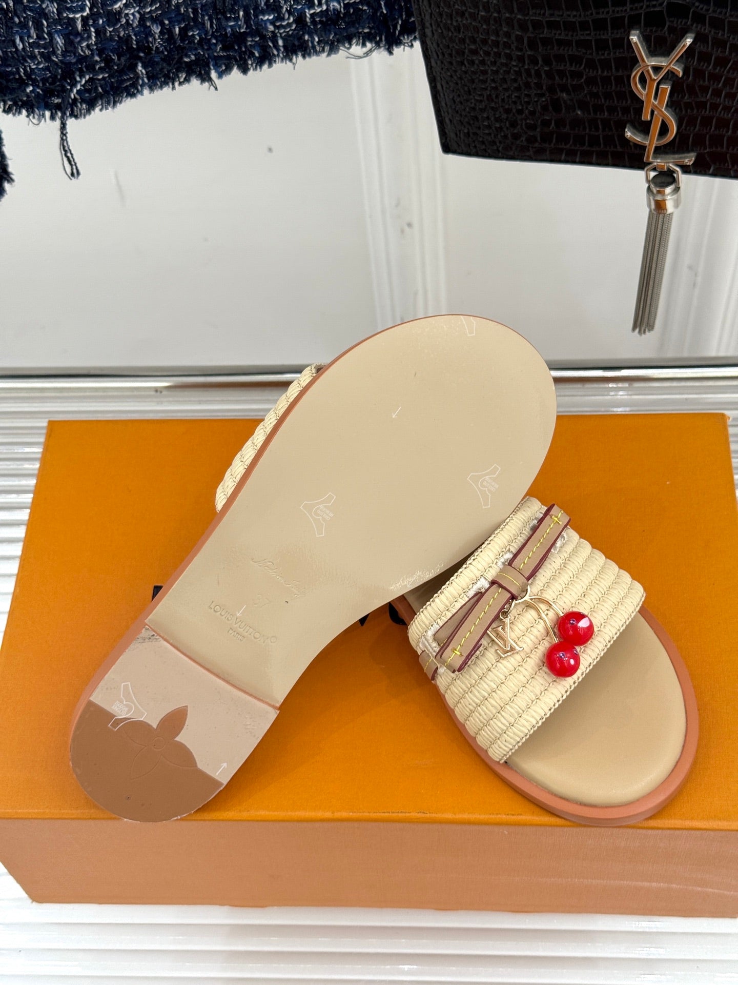 Louis Vuitton Terlik