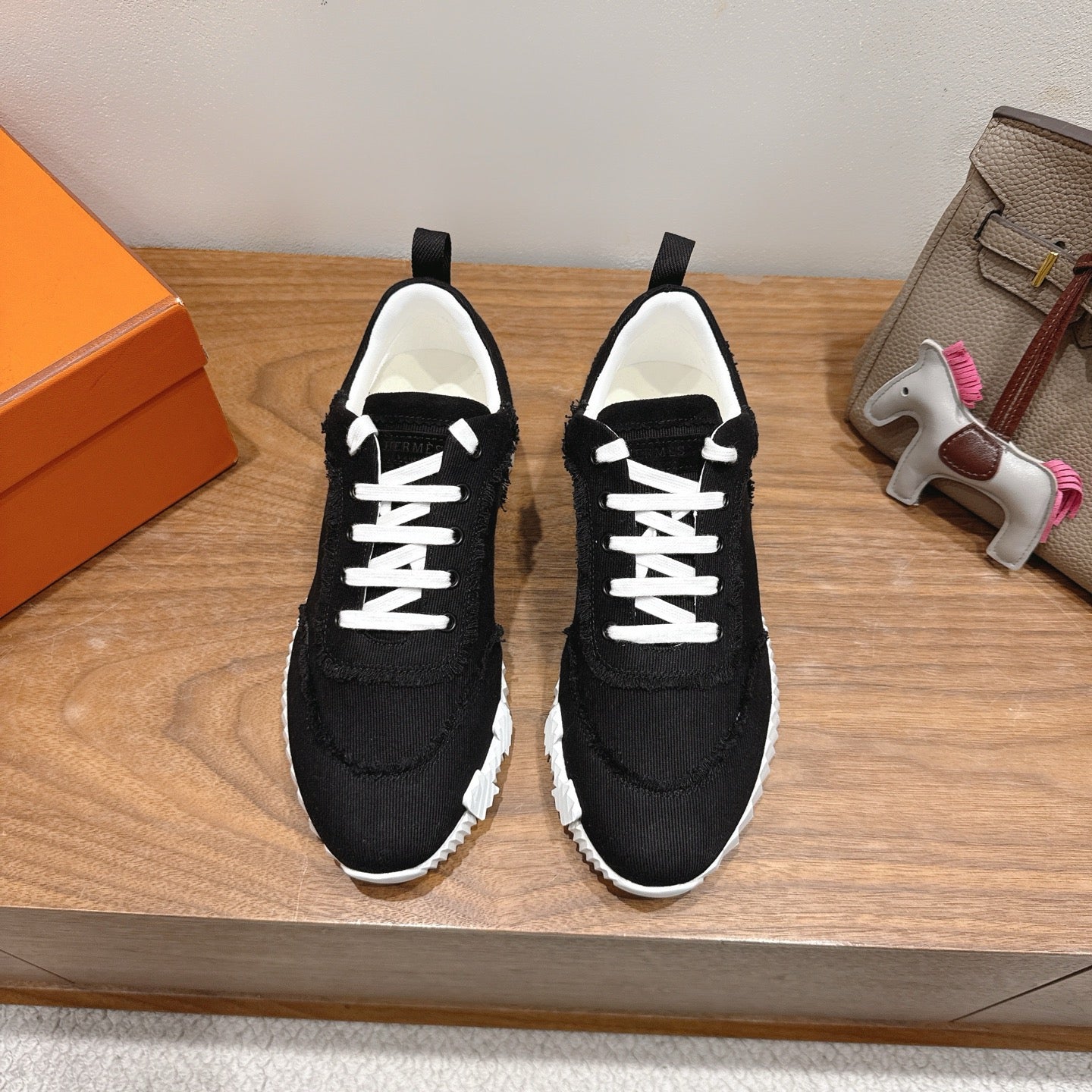 Hermes Sneaker