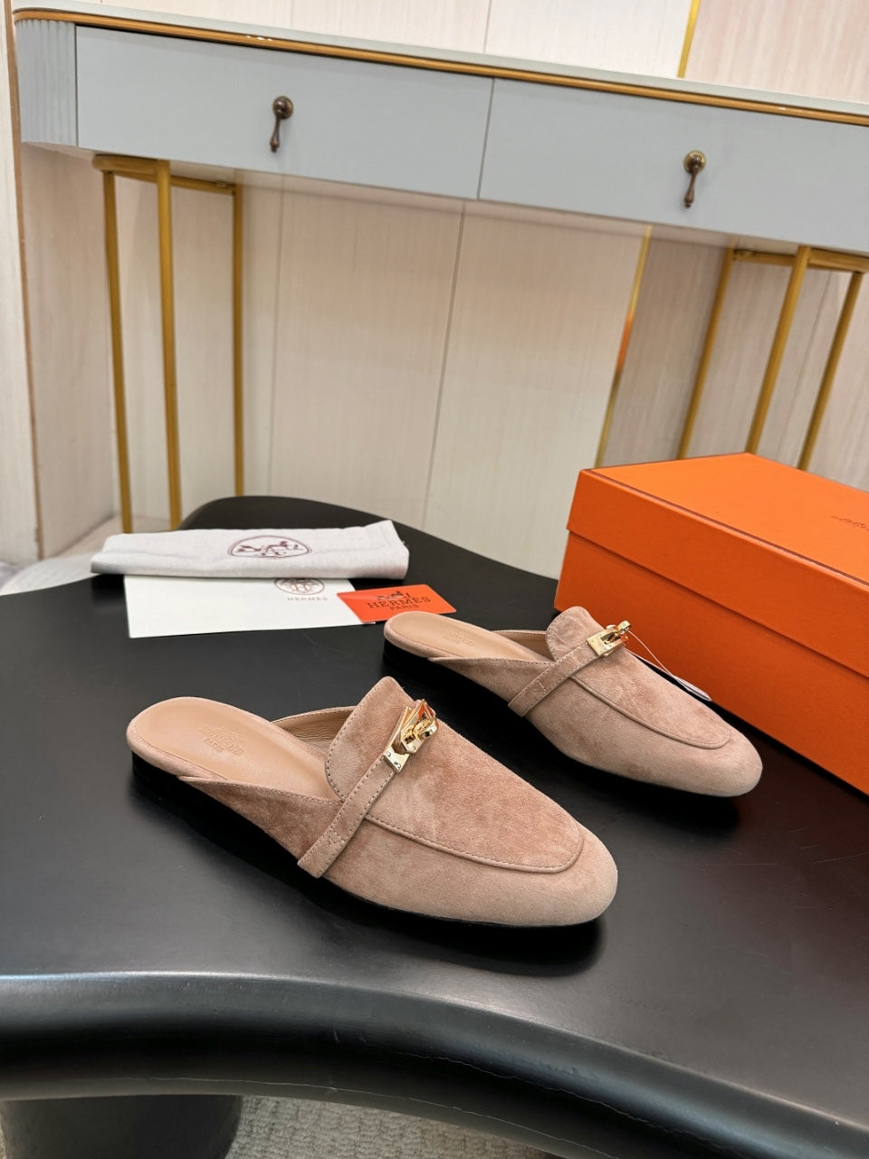 Hermes Slipper