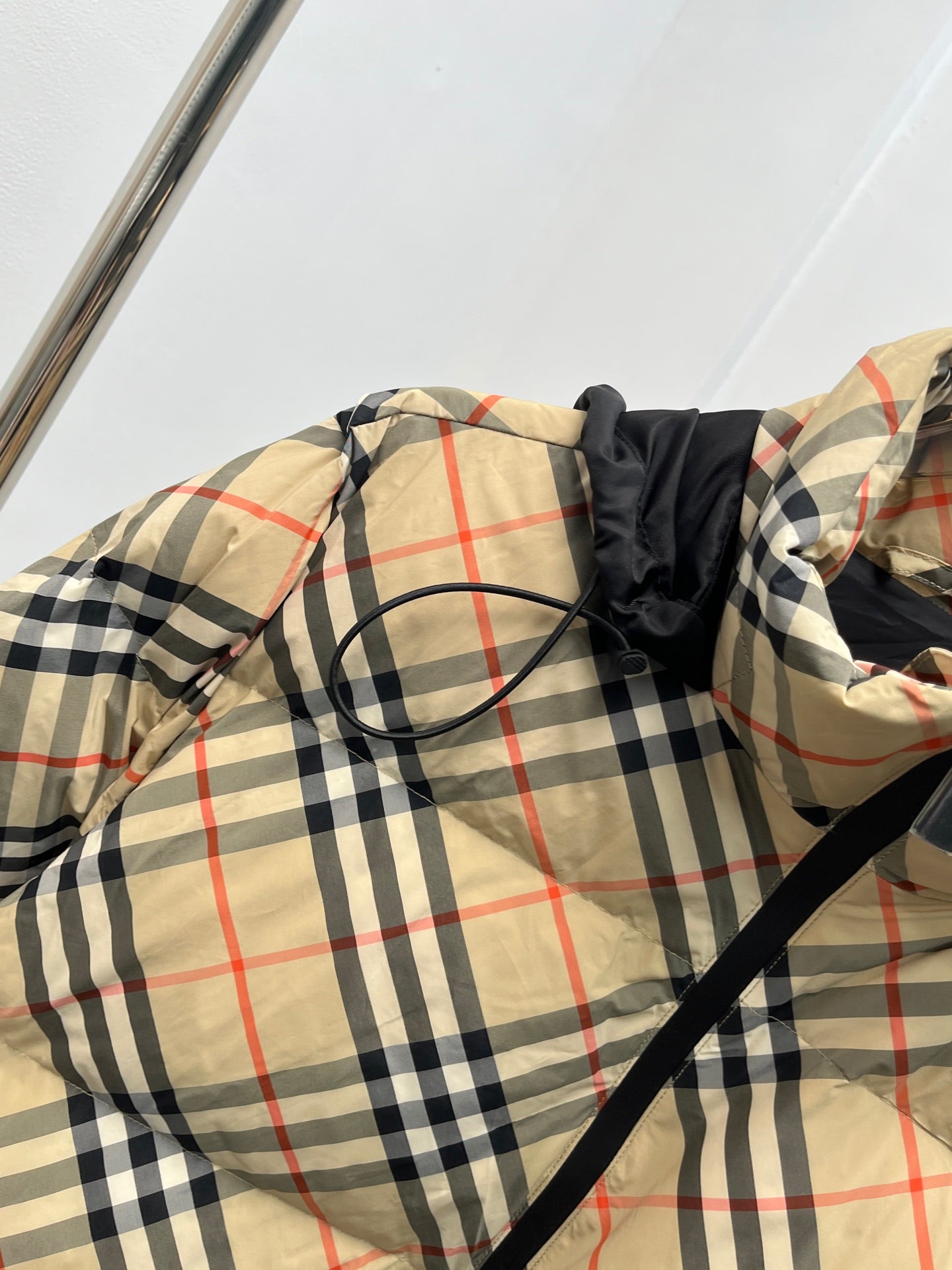 Burberry Kadın Mont