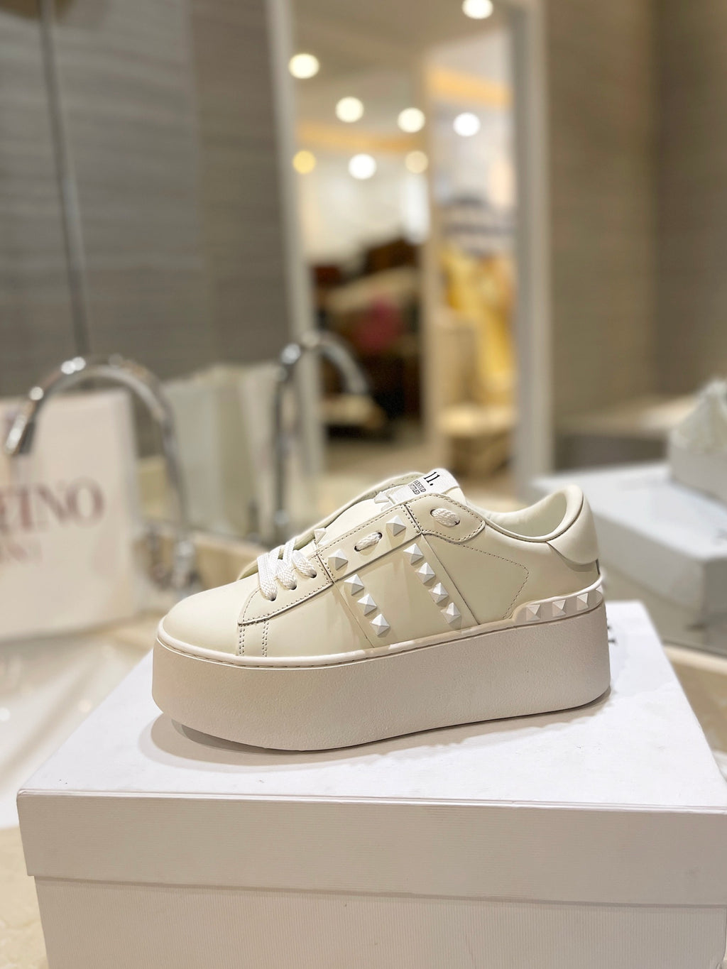 Valentino Sneaker