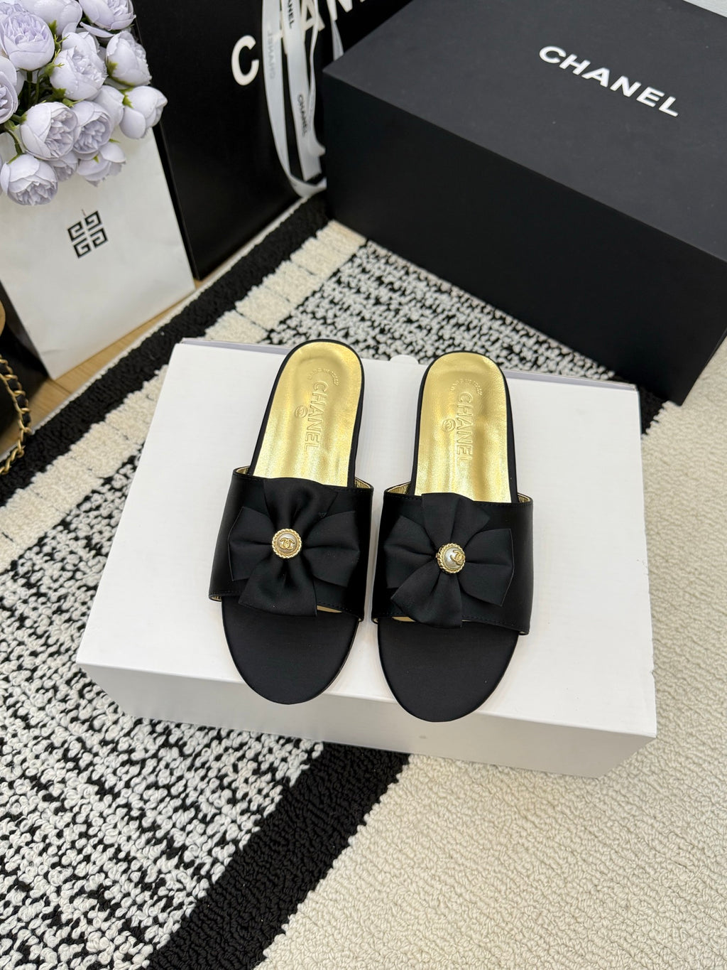 Chanel Slipper