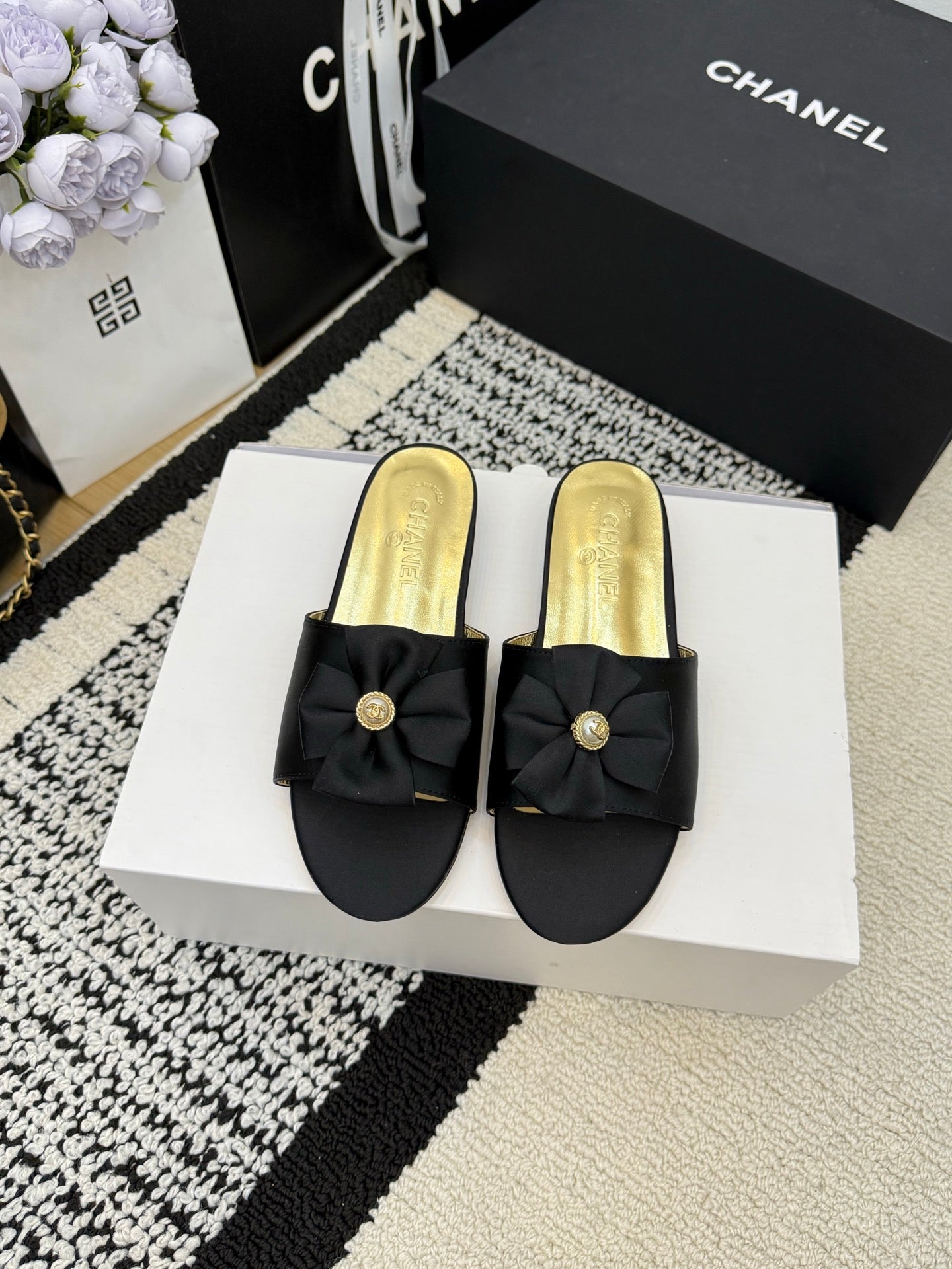 Chanel Slipper