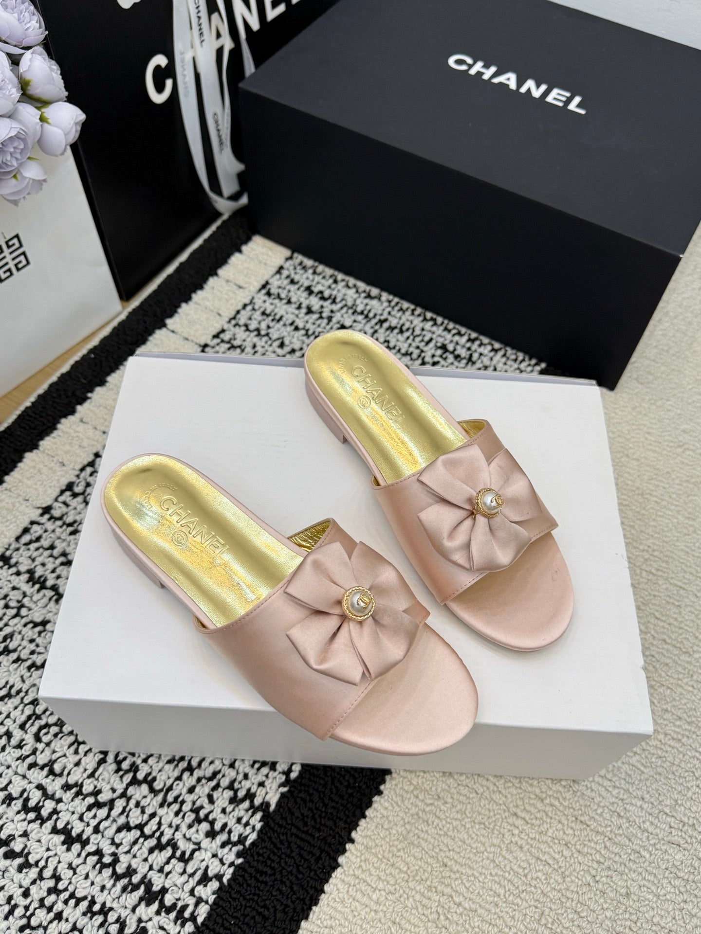 Chanel Slipper
