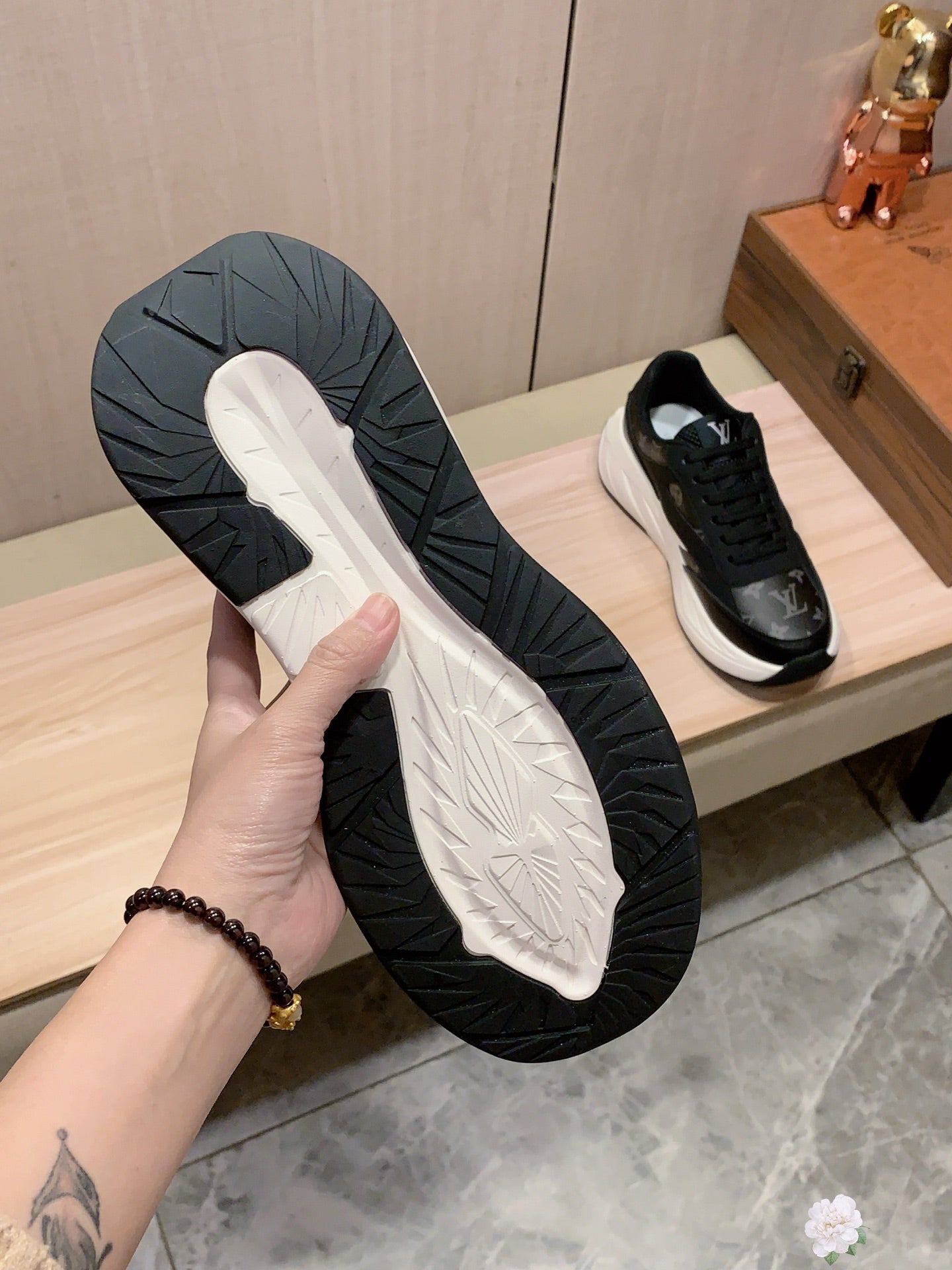 Louis Vuitton Sneaker