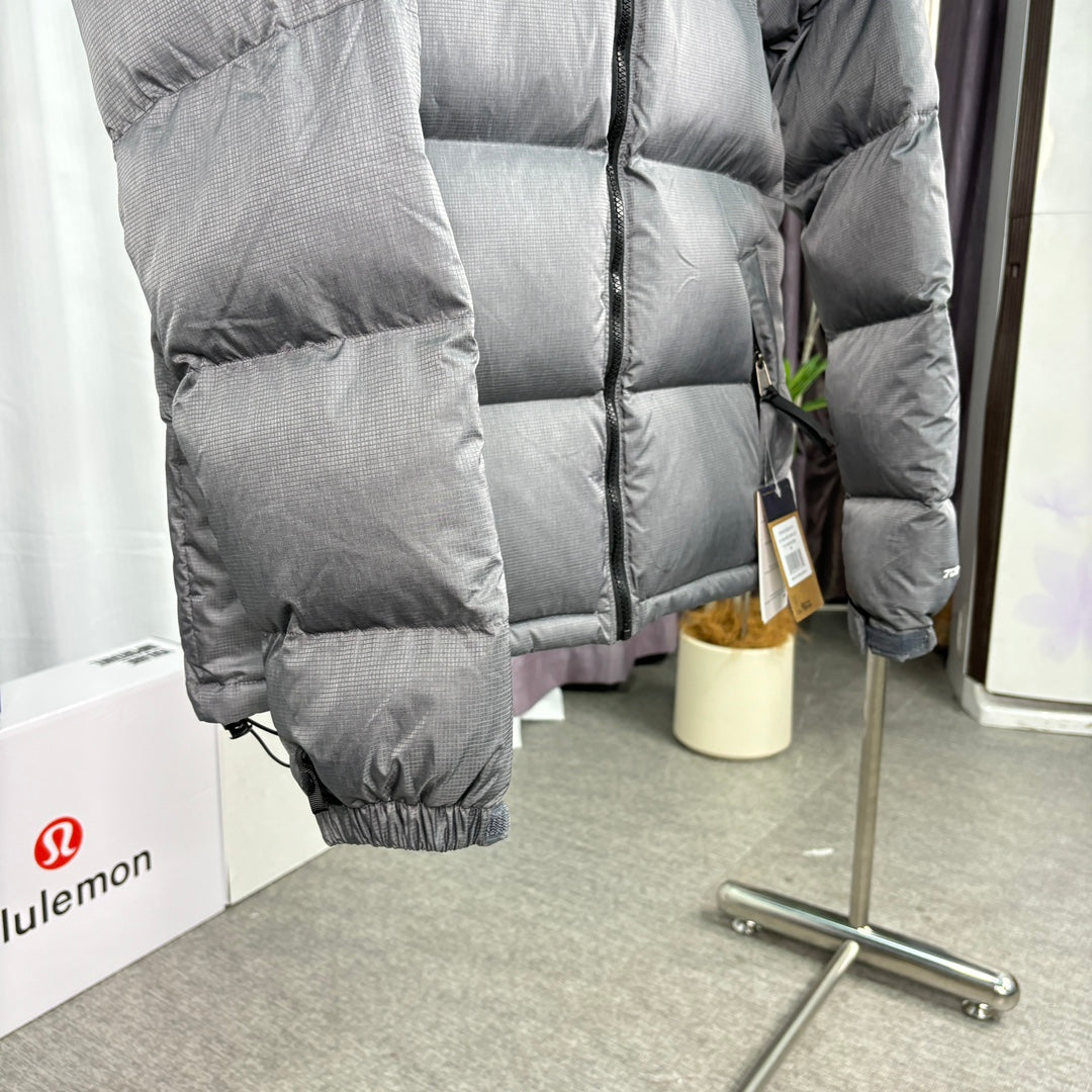 The North Face Unisex Mont