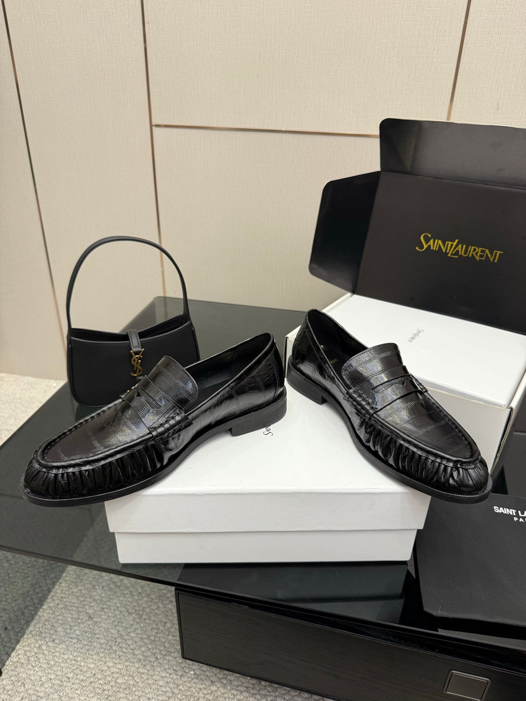 Yves Saint Laurent Loafer