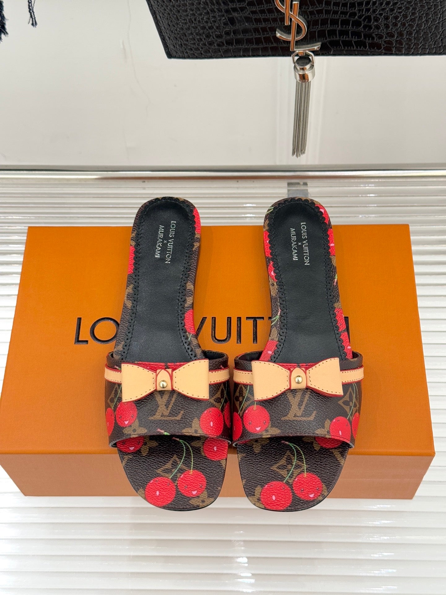 Louis Vuitton Slipper