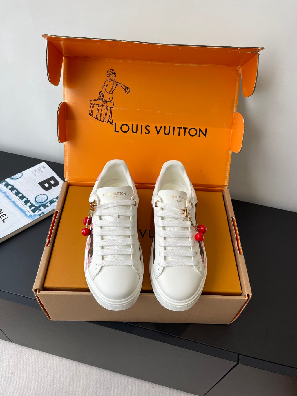 Louis Vuitton Sneaker