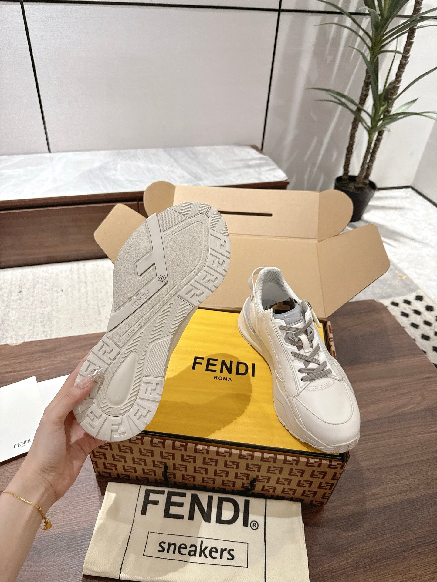 Fendi Sneaker