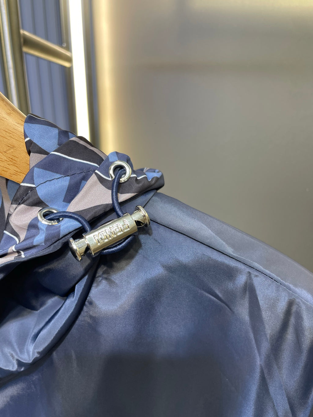 Fendi İnce Mont ( Çift Taraflı )