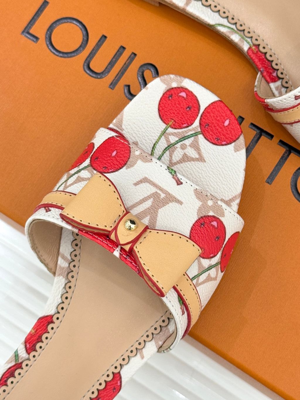 Louis Vuitton Slipper