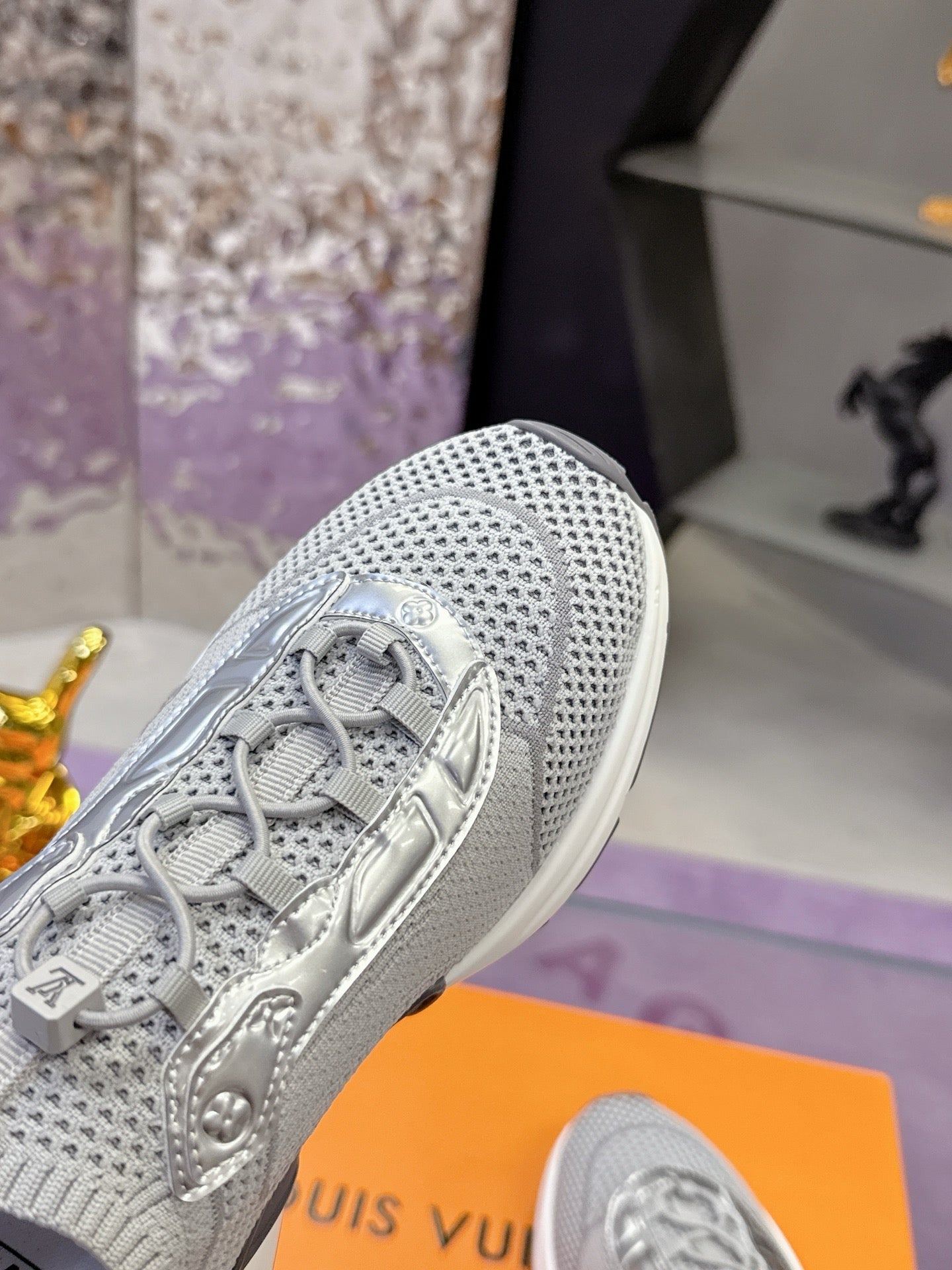 Louis Vuitton Sneaker