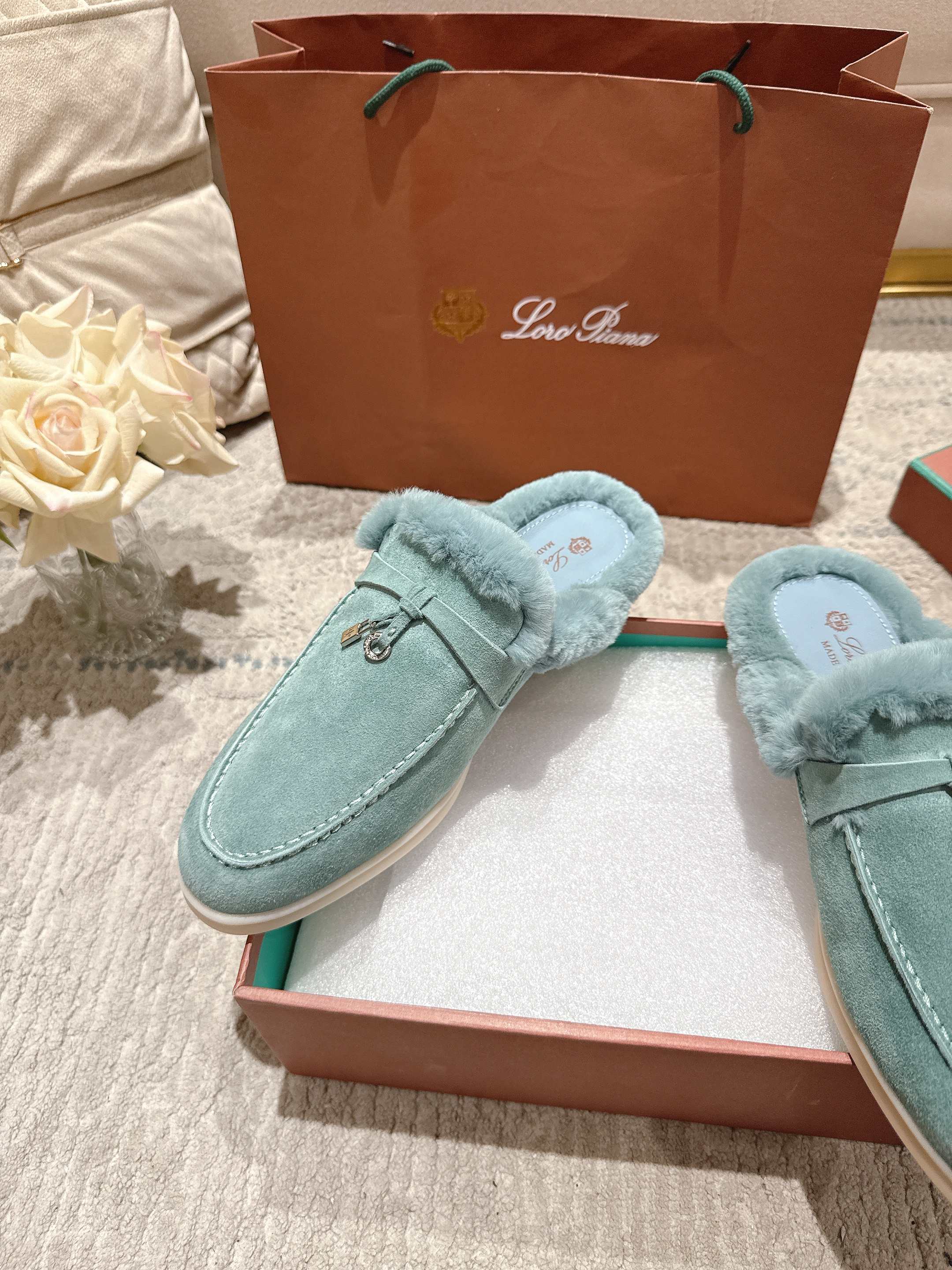 Loro Piana Slipper