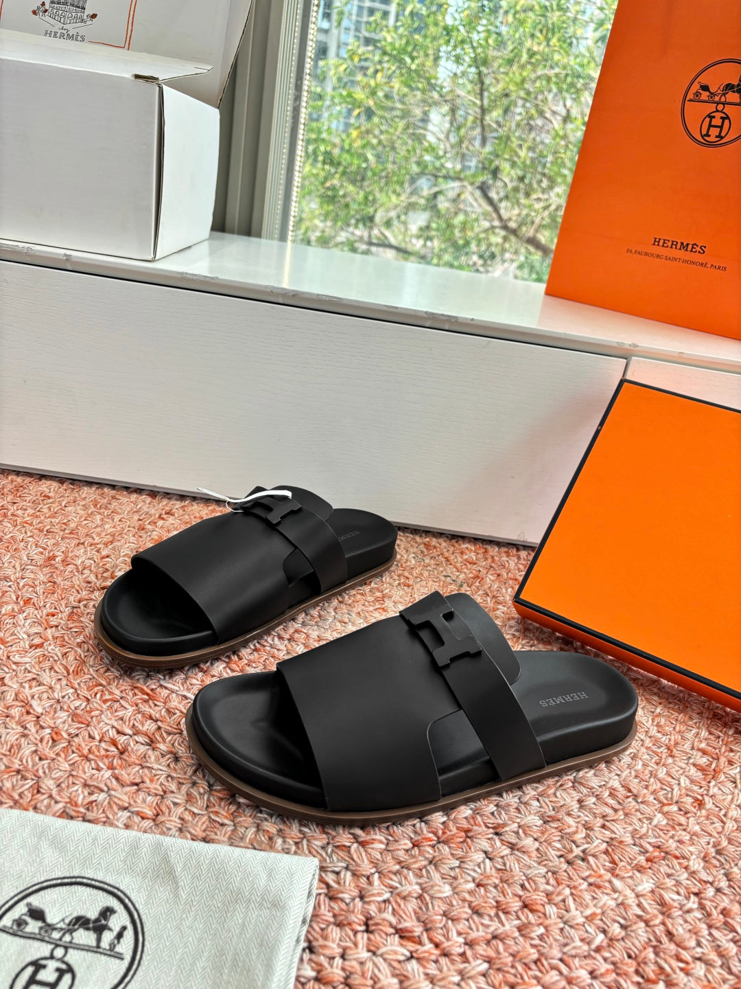 Hermes Slipper