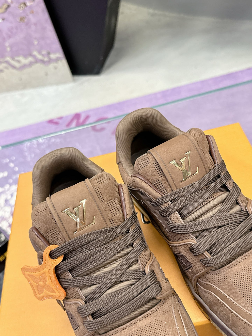 Louis Vuitton Sneaker