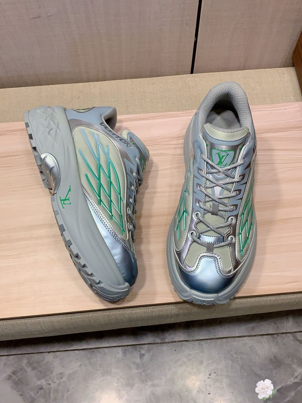 Louis Vuitton Sneaker