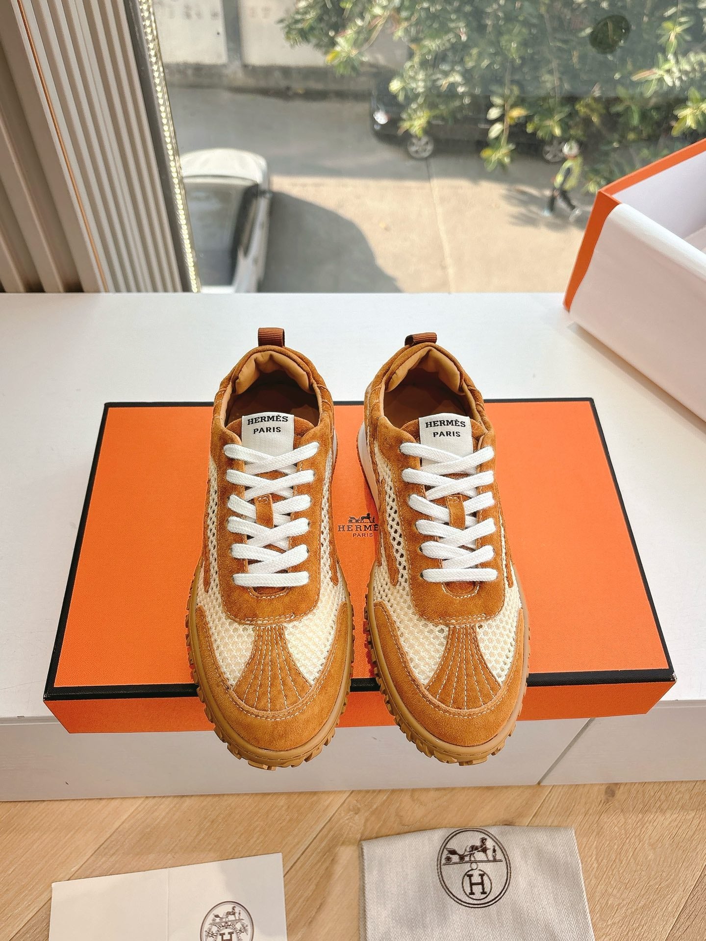 Hermes Sneaker