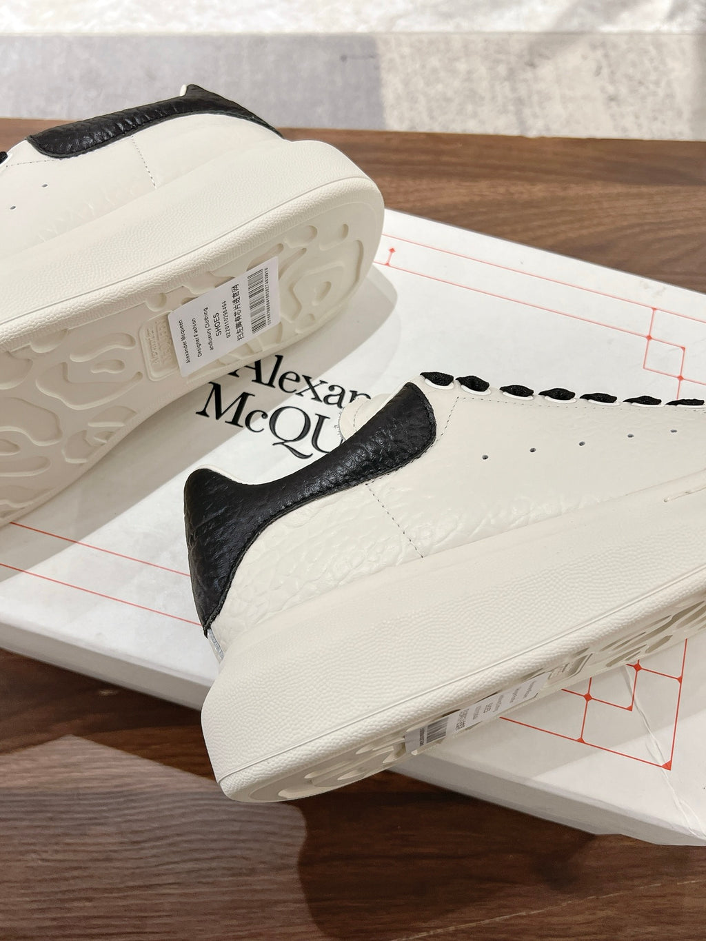 Alexander McQueen Sneaker