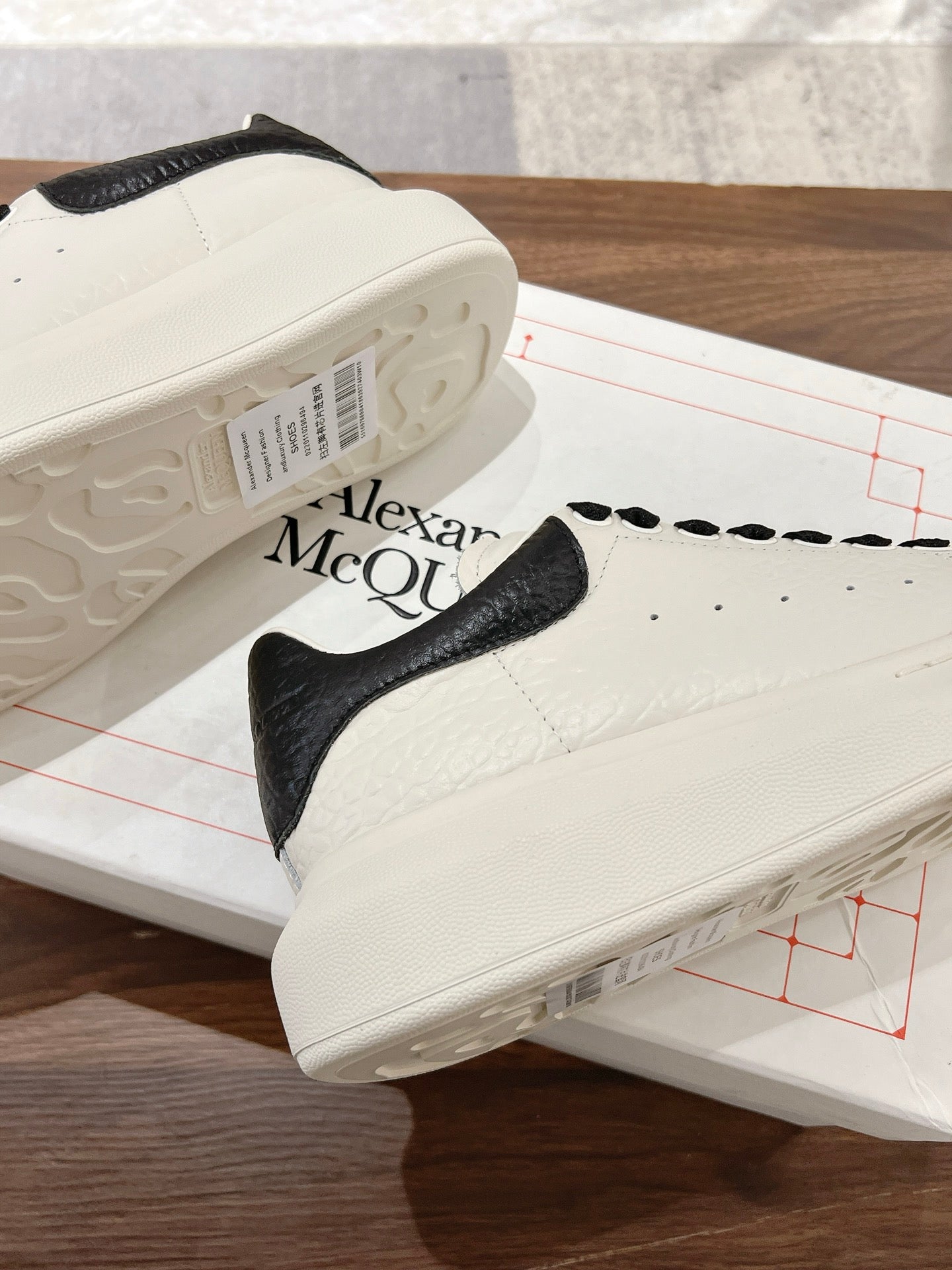 Alexander McQueen Sneaker