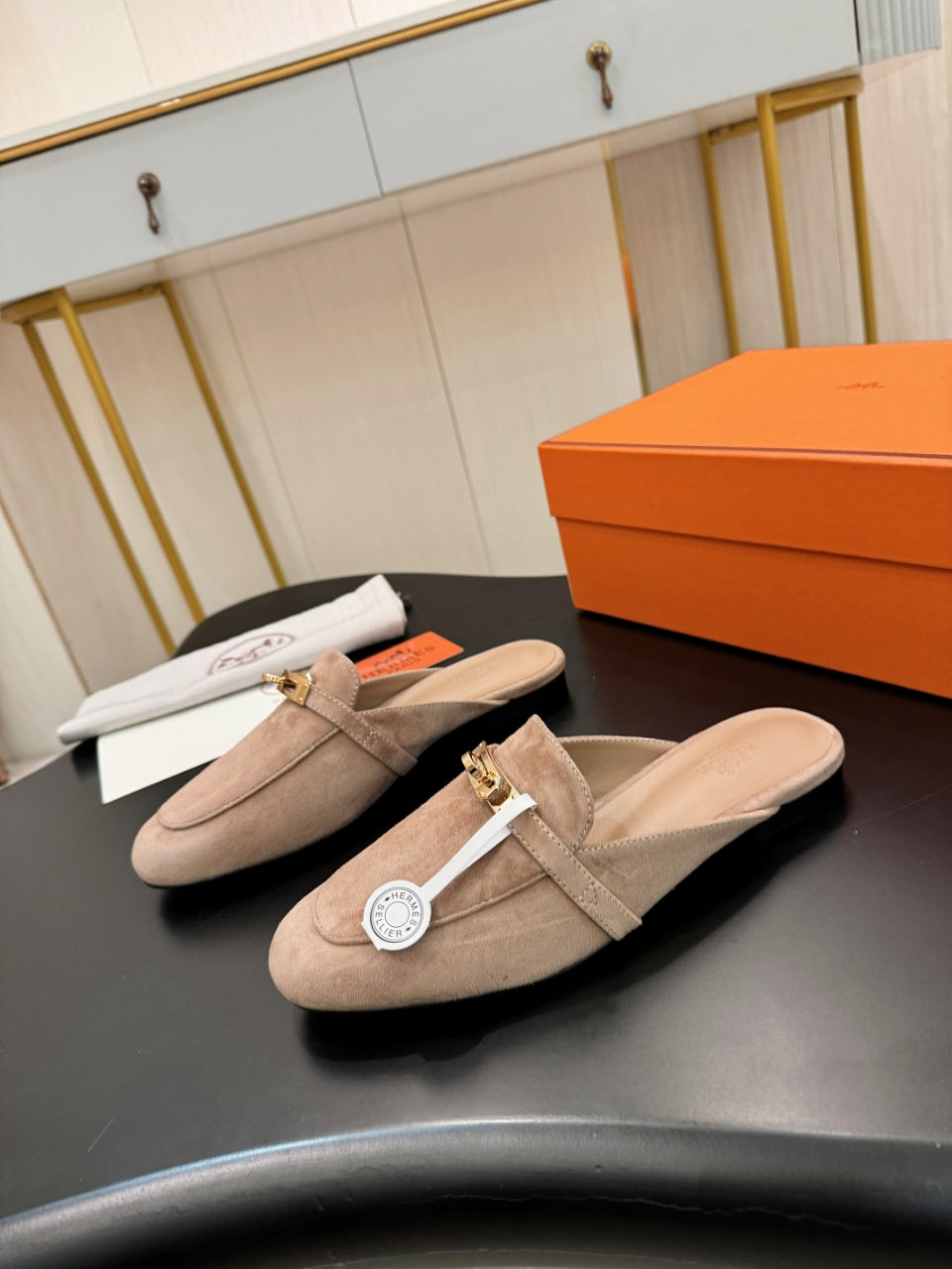 Hermes Slipper