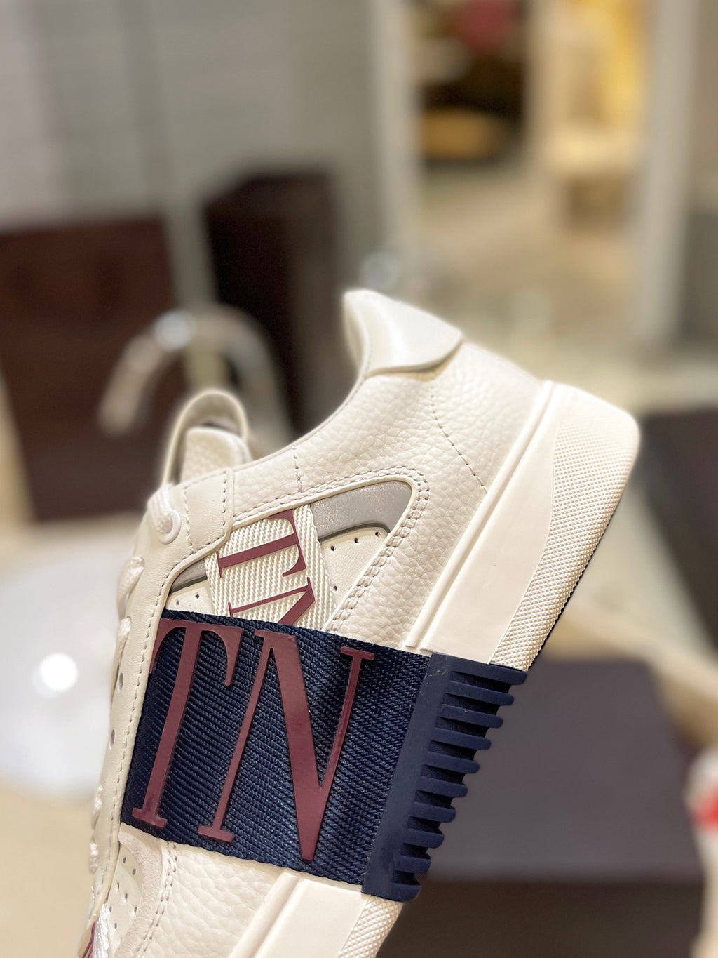 Valentino Sneaker