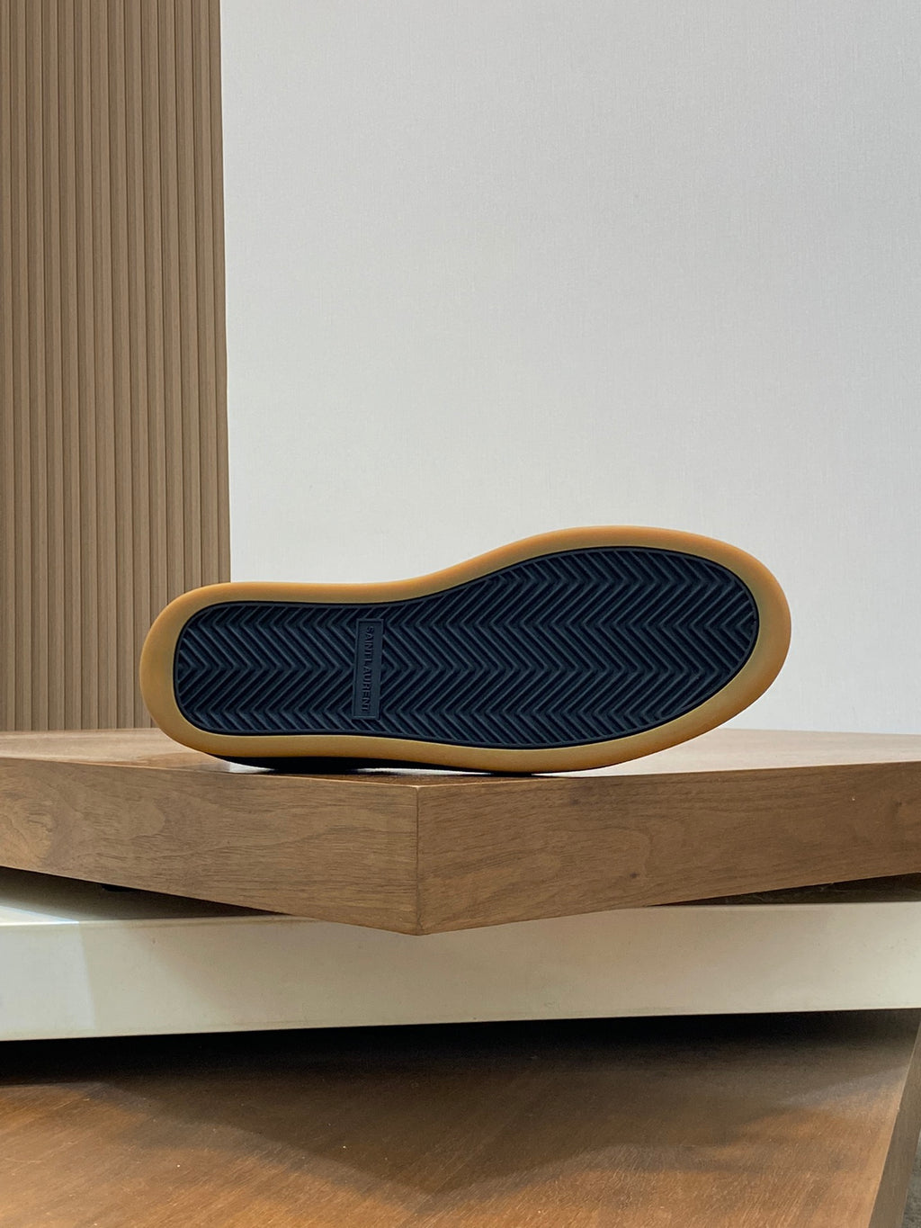 Yves Saint Laurent Sneaker