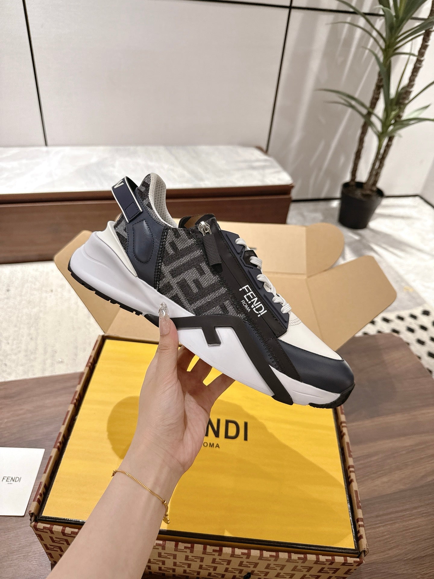 Fendi Sneaker
