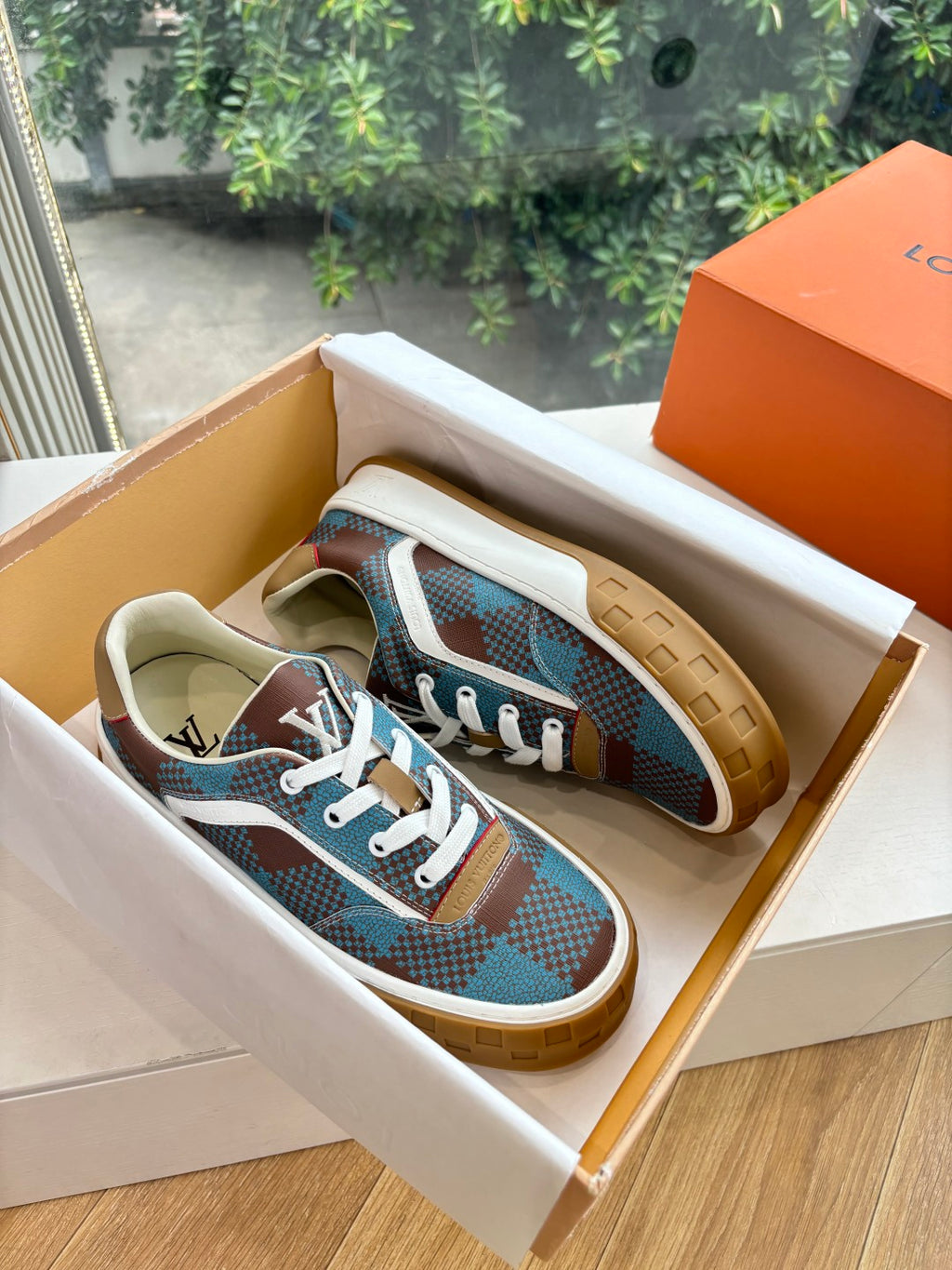 Louis Vuitton Sneaker