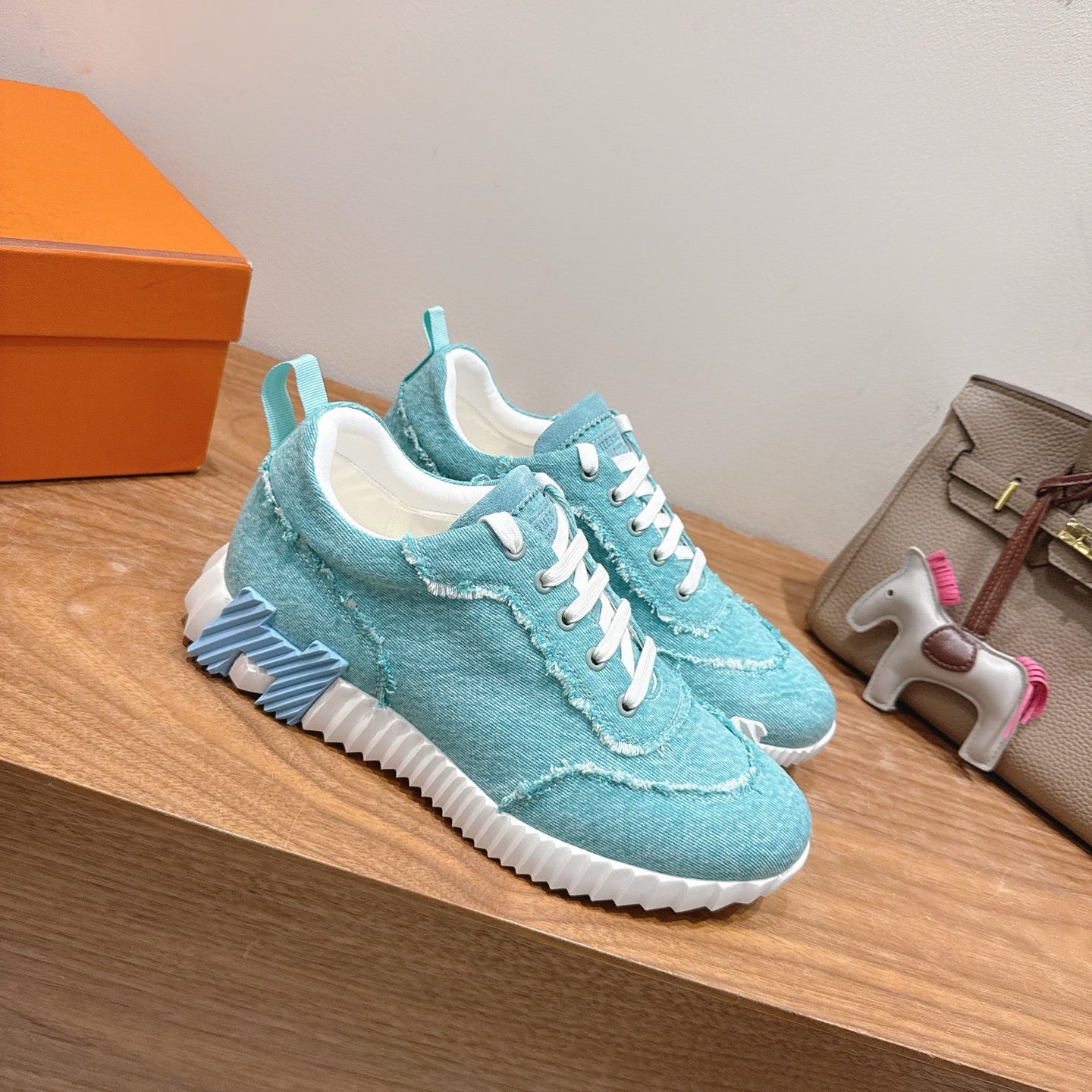 Hermes Sneaker
